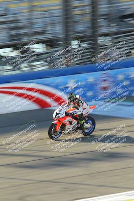 media/Nov-26-2022-Fastrack Riders (Sat) [[b001e85eef]]/Level 3/Session 1 Front Straight/